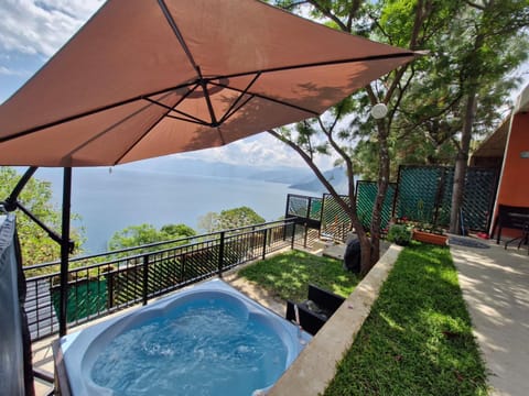 Hot Tub, Lake view
