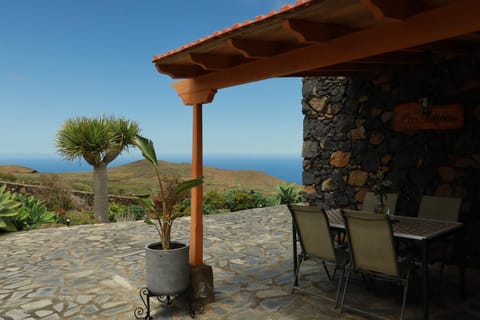 Casa Las Sabinas Apartment in El Hierro