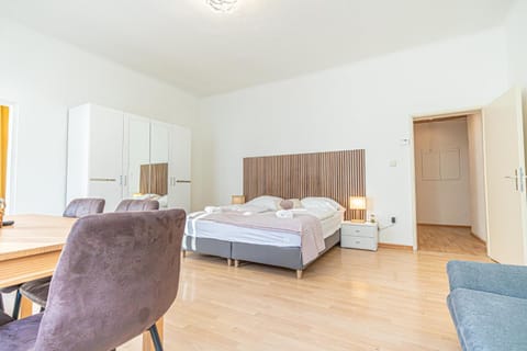 Bed, Seating area, Bedroom, wardrobe