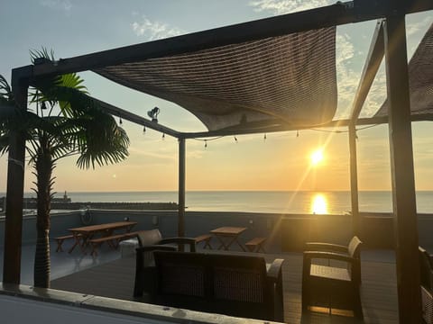 Natural landscape, Balcony/Terrace, Sunset