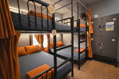 bunk bed
