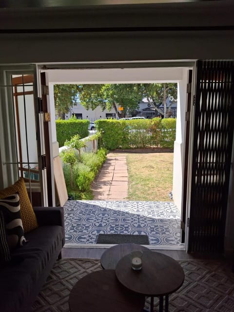 Splendour on Dorp Apartment in Stellenbosch