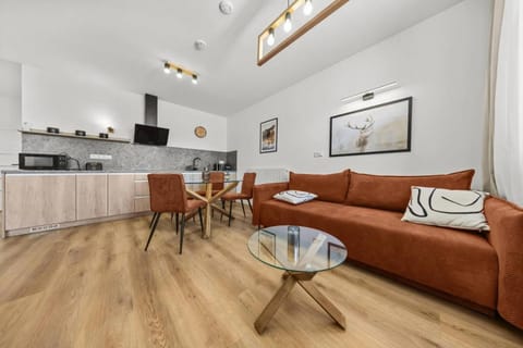 Living room, Dining area, kitchen
