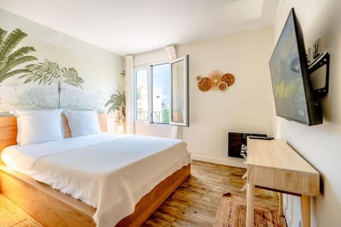 La Florida l Terrace & Beach l Shellter Rentals Apartment in Saint-Tropez