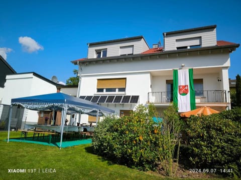 Property building, Day, Garden, Balcony/Terrace, Garden view