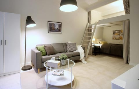 Living room, Bedroom