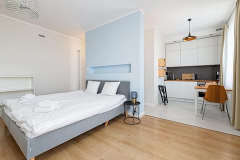 Bed, Kitchen or kitchenette, Photo of the whole room
