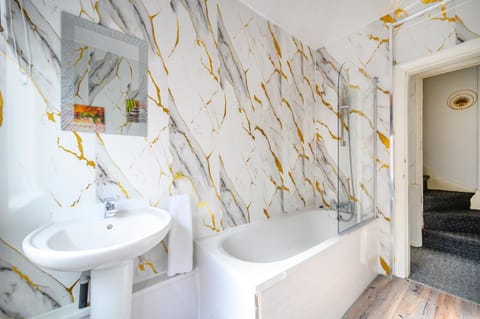 Toilet, Bathroom, Bath