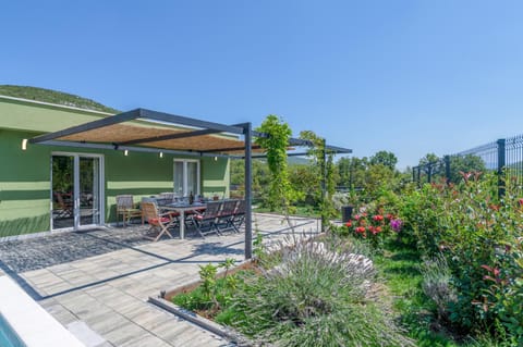 Villa Gariful Sleeps 8 with Pool & Pet Friendly Villa in Split-Dalmatia County