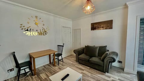 Spacious 2 Beds house in Walker Apartment in Gateshead