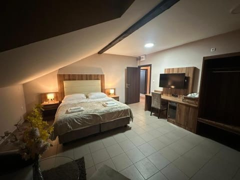 JP Motel Mali Pariz Apartment hotel in Serbia