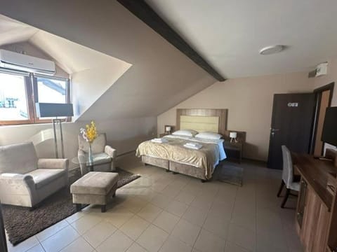 JP Motel Mali Pariz Apartment hotel in Serbia