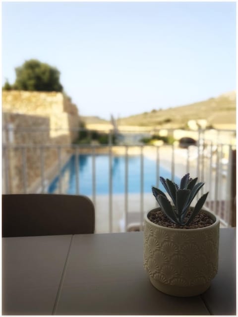 Patio, Natural landscape, Balcony/Terrace, Pool view, Swimming pool, sunbed