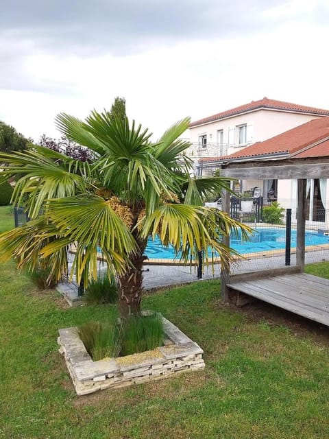Property building, Garden view