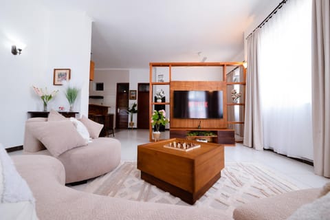 Communal lounge/ TV room, TV and multimedia
