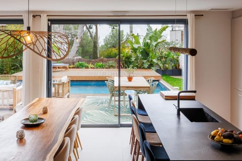 Property building, Dining area