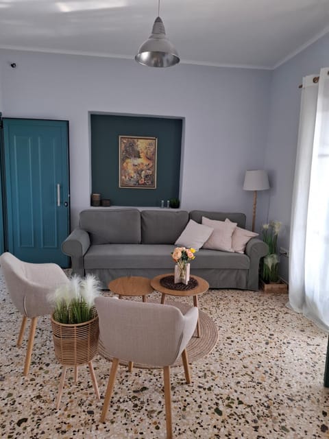 Spring Era House in Messenia