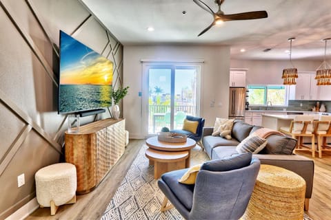 Azul Townhomes C1 - Sol Retreat House in Redington Beach