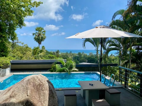 Patio, Day, Natural landscape, Garden, View (from property/room), Balcony/Terrace, Dining area, Garden view, Pool view, Sea view, Swimming pool, Swimming pool, sunbed