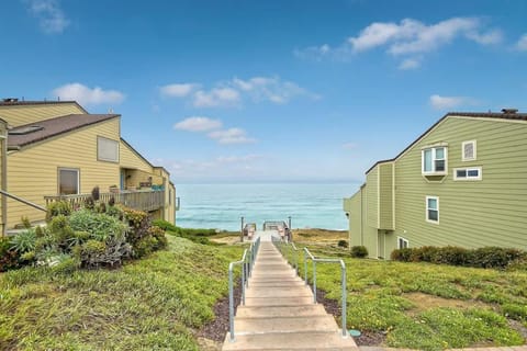 Sea Bluff - Direct Beach Access House in Leucadia
