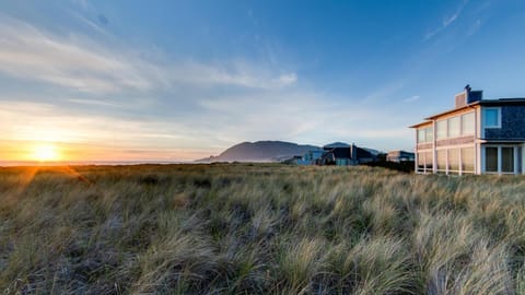 Aria 2-MCA#1347 House in Manzanita