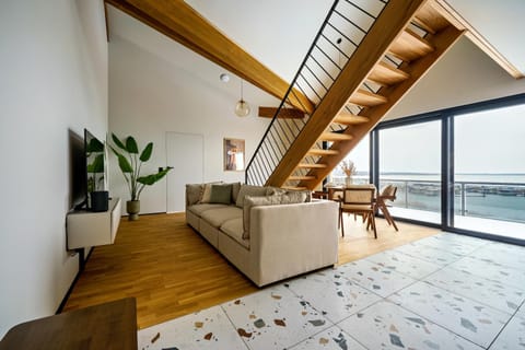 View (from property/room), Living room, Seating area