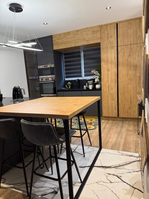 Kitchen or kitchenette, oven