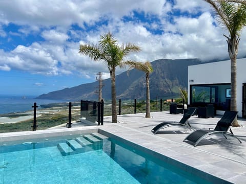 Natural landscape, Sea view, Swimming pool