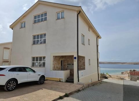 Andreja Apartment in Novalja