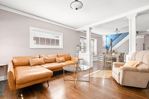 Adorable Broad Ripple Duplex House in Meridian-Kessler