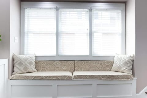 Adorable Broad Ripple Duplex House in Meridian-Kessler