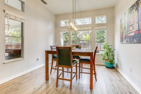 Family Home Near Folsom Lake in El Dorado Hills! House in El Dorado Hills