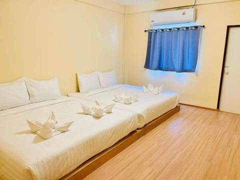 Bed, Bedroom, air conditioner
