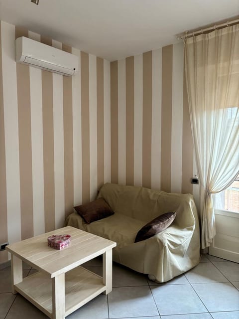 Living room, air conditioner