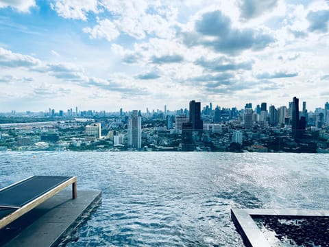 Nearby landmark, Day, Natural landscape, City view, Pool view, Swimming pool