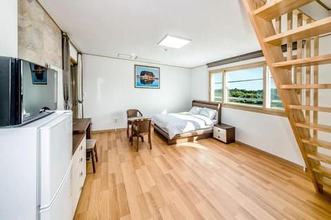 Property building, Photo of the whole room