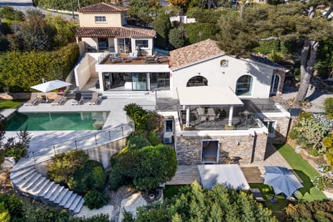 Property building, Patio, Bird's eye view, Garden, Pool view, Swimming pool