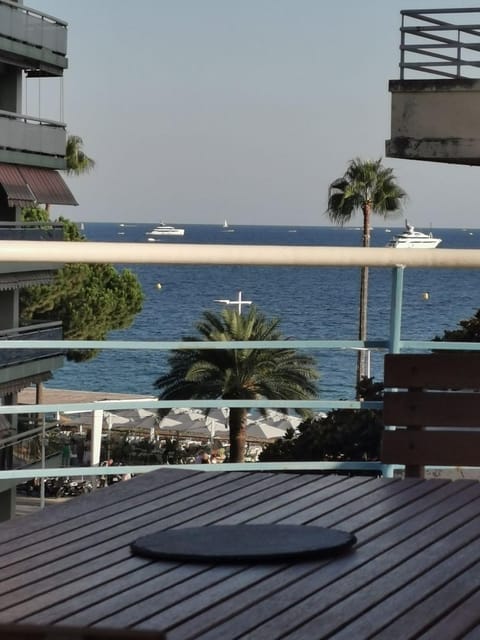 View (from property/room), Balcony/Terrace, Sea view