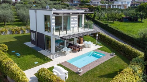 Property building, Day, Garden, Garden view, Pool view, Pool view, Swimming pool, Swimming pool