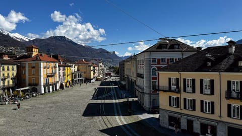 View (from property/room), City view, Mountain view