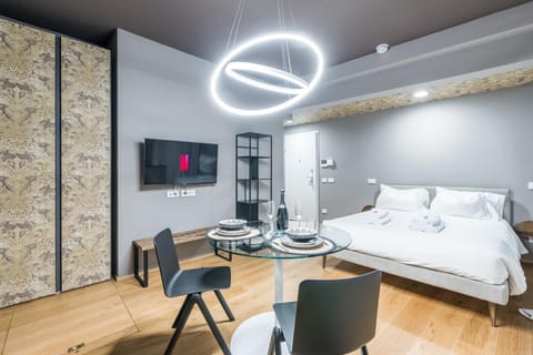 Unique design 200 steps from the Aquarium Apartment in Genoa