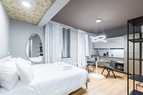 Unique design 200 steps from the Aquarium Apartment in Genoa