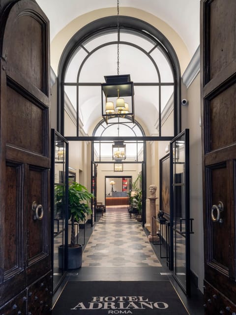 Facade/entrance, Lobby or reception