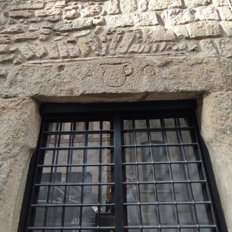 Facade/entrance, Day, Property logo or sign