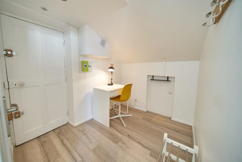 Salengro, Cosy Studio - Gauche Apartment in Villeurbanne