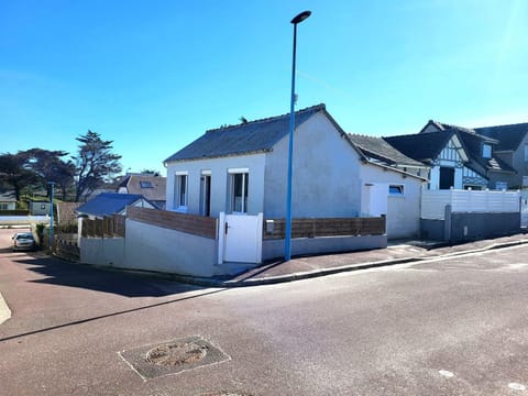 Le Brijou, une adorable maison de plage House in Normandy
