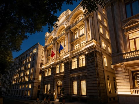 Property building, Night