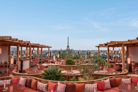 Patio, Restaurant/places to eat, Breakfast