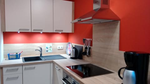 Other, Photo of the whole room, Decorative detail, Decorative detail, On site