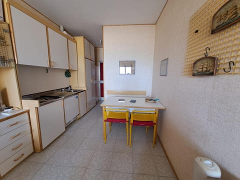 SE139 - Senigallia, monolocale con terrazzo al residence Piramidi Apartment in Senigallia